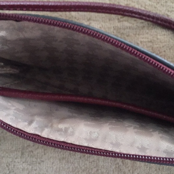 Karl Lagerfeld Wristlet NNT - Picture 4 of 4